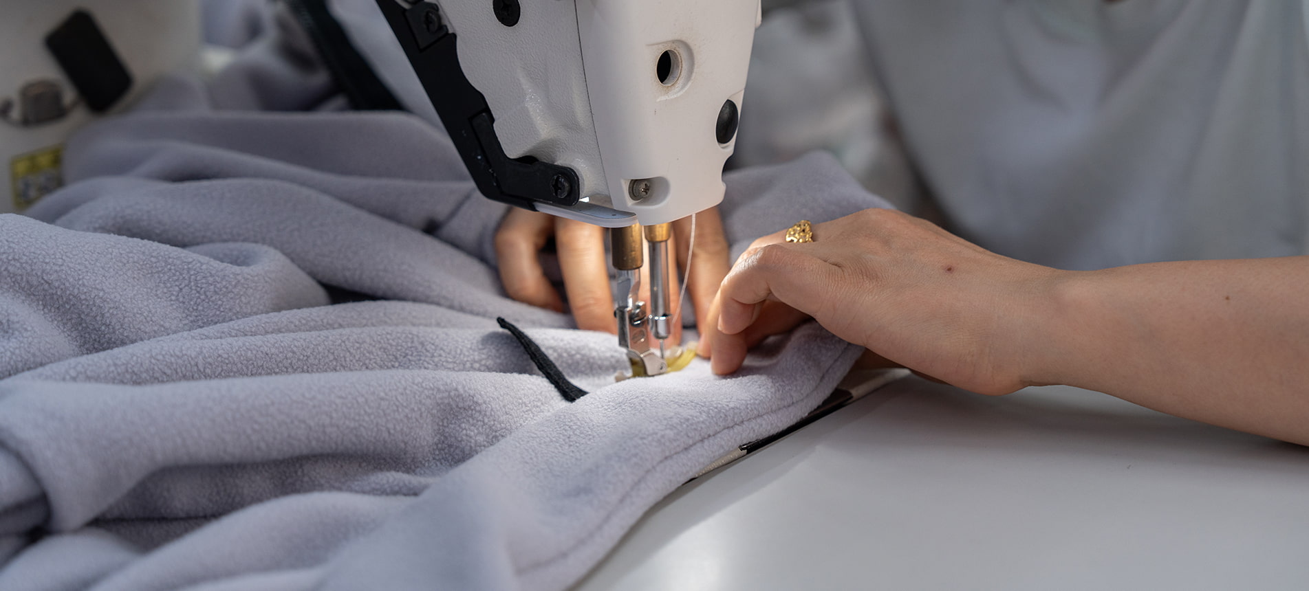 Plus de 10 ans d'expérience en tant que fournisseur de vêtements personnalisés